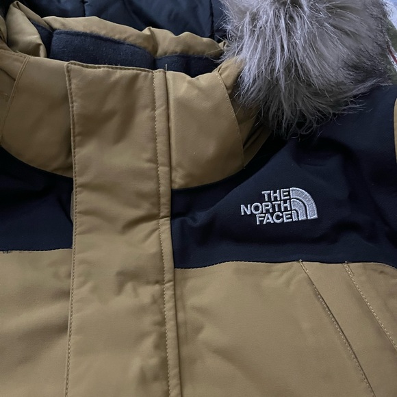 The North Face Parka Jacket - Picture 2 of 5